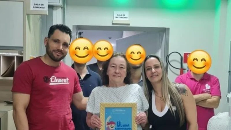 Maria Irene sorrindo